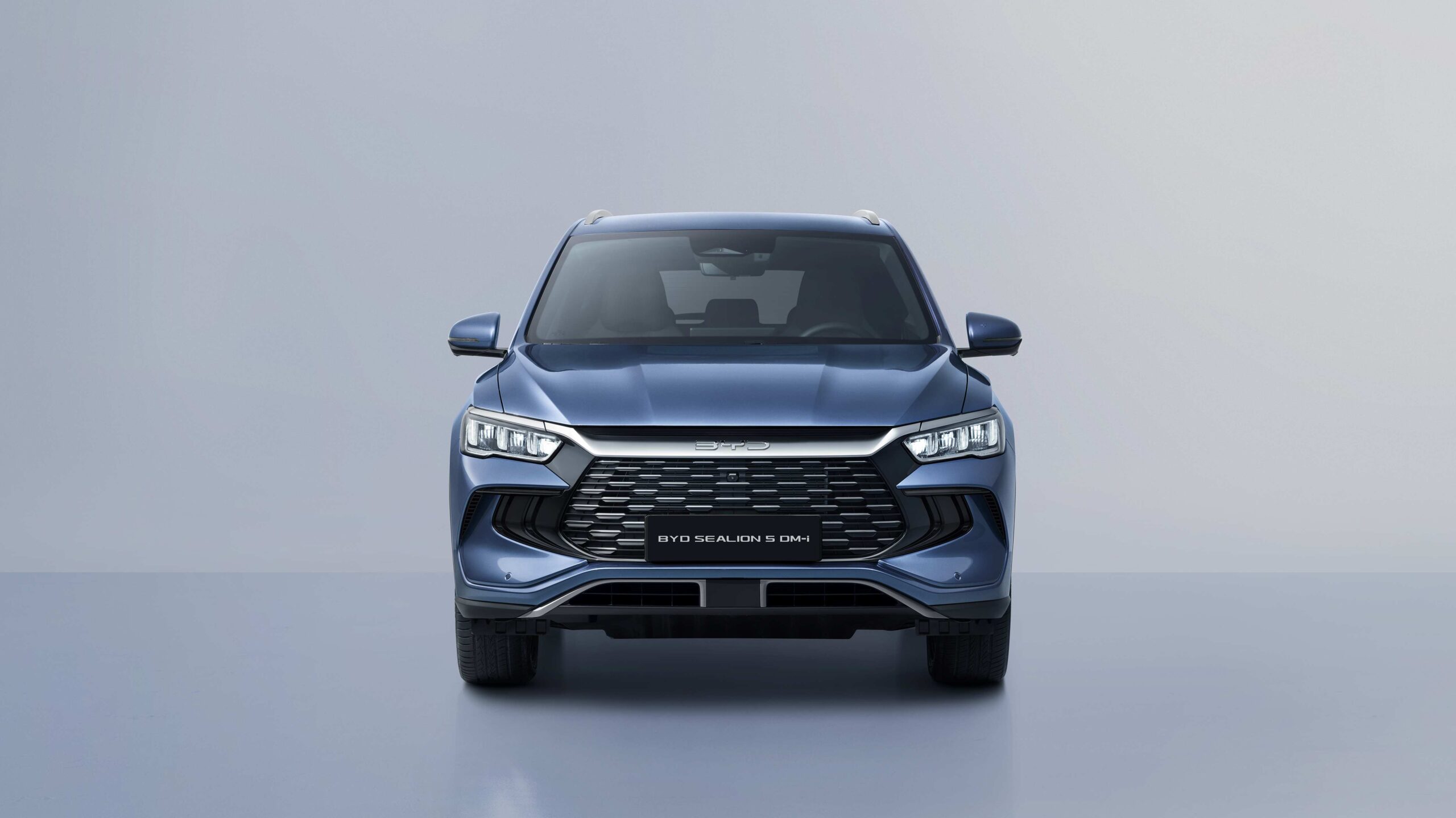 01、LHD_Atlantis Blue_Front_download_JPG_5000PX_RGB